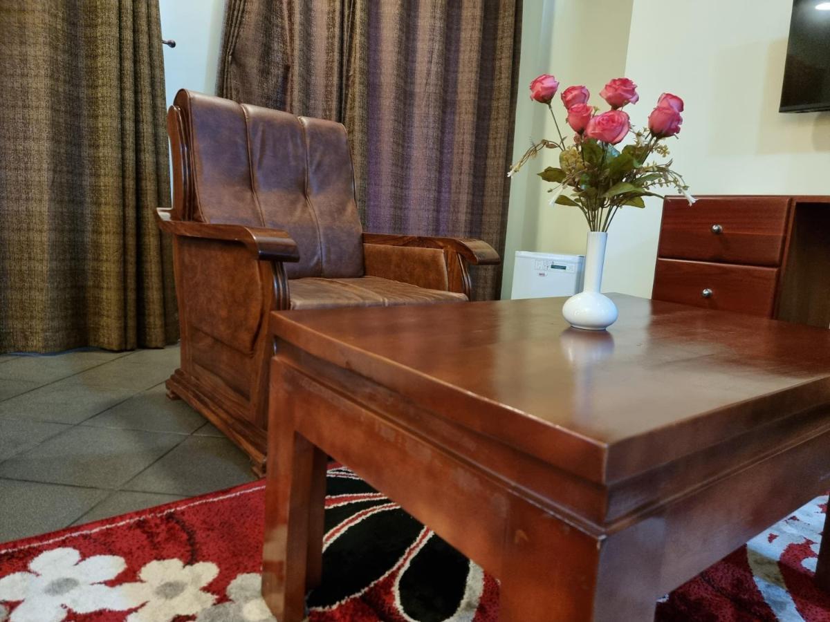 Seven Skies Hotel Arusha Esterno foto