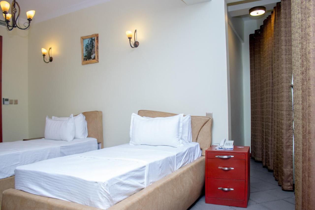 Seven Skies Hotel Arusha Esterno foto
