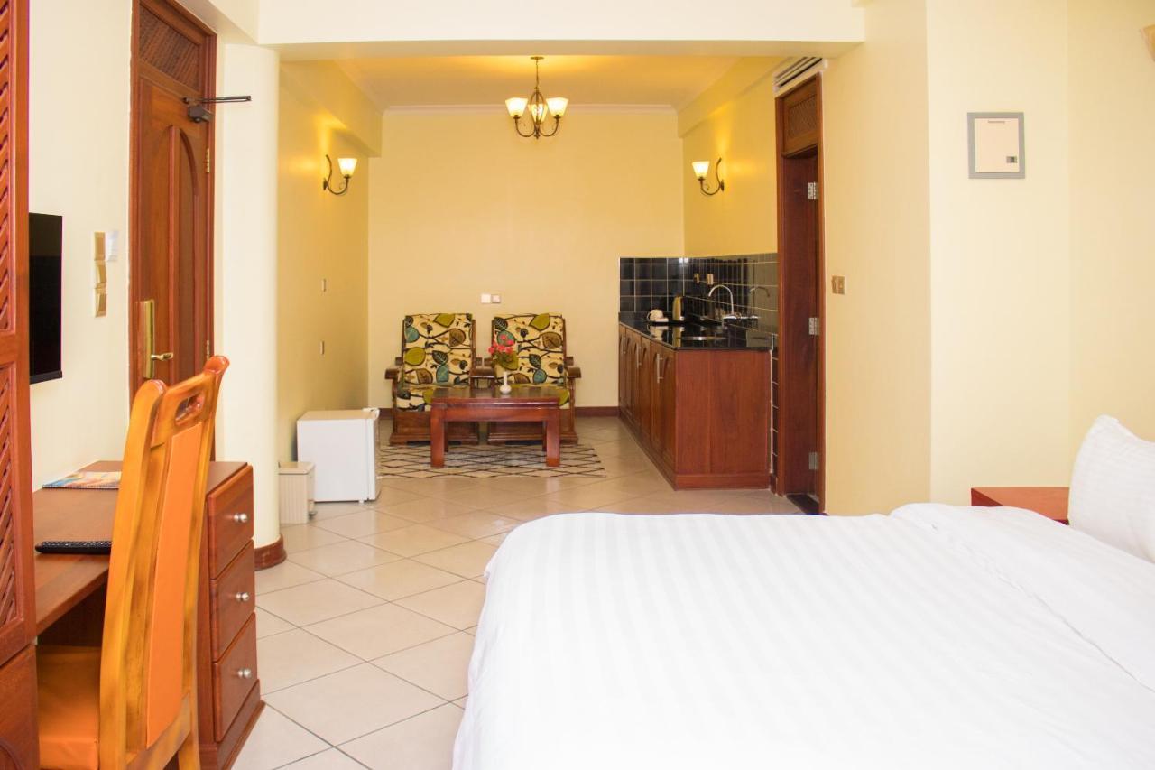 Seven Skies Hotel Arusha Esterno foto