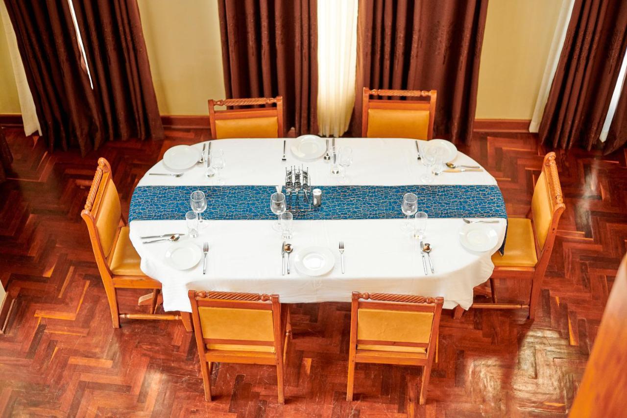 Seven Skies Hotel Arusha Esterno foto