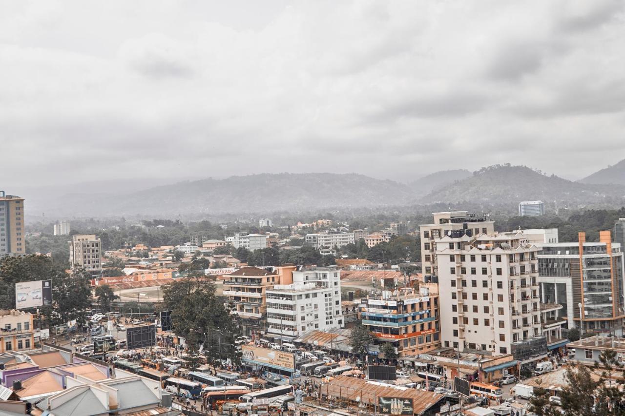 Seven Skies Hotel Arusha Esterno foto