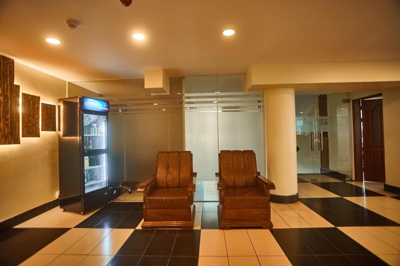 Seven Skies Hotel Arusha Esterno foto
