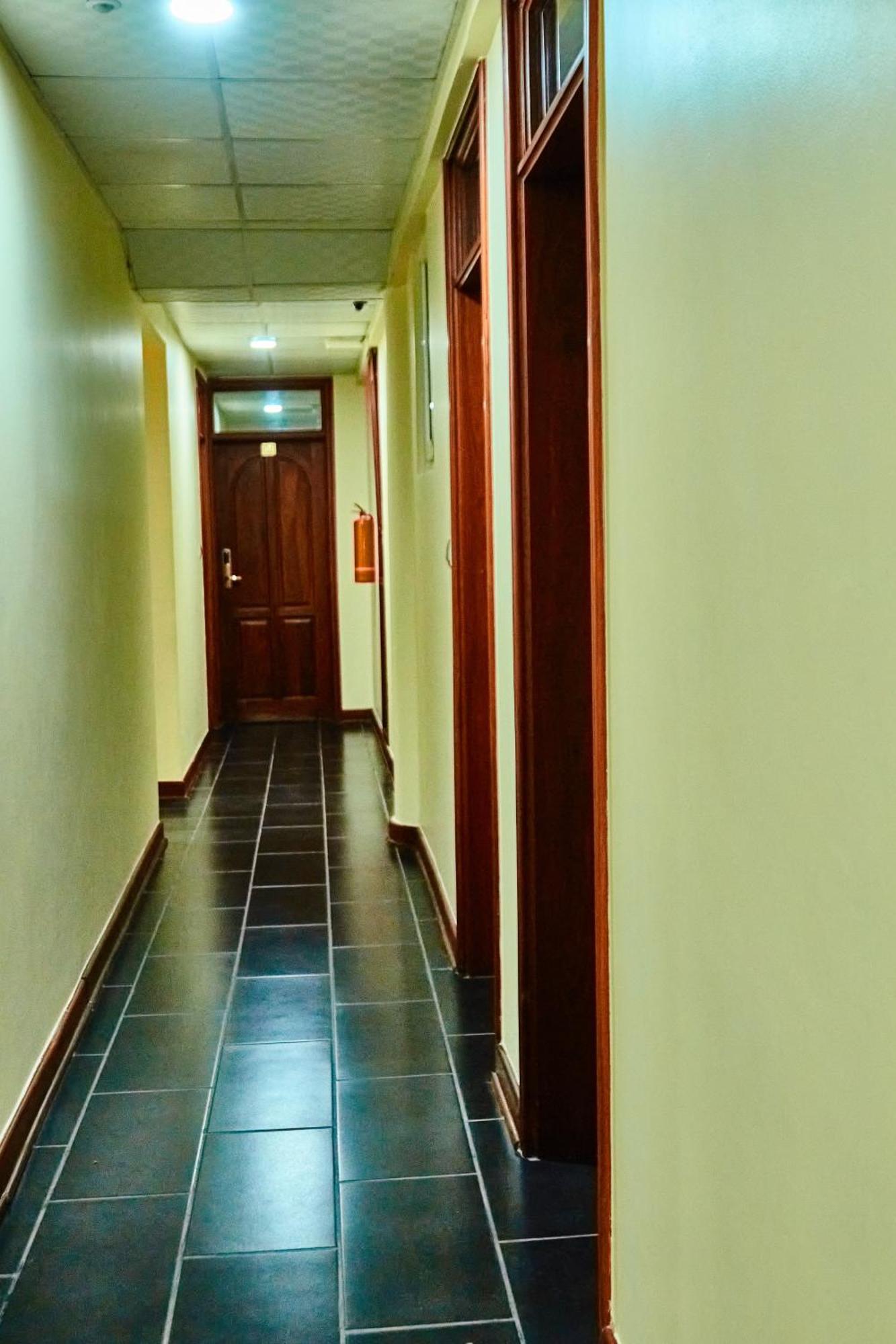Seven Skies Hotel Arusha Esterno foto